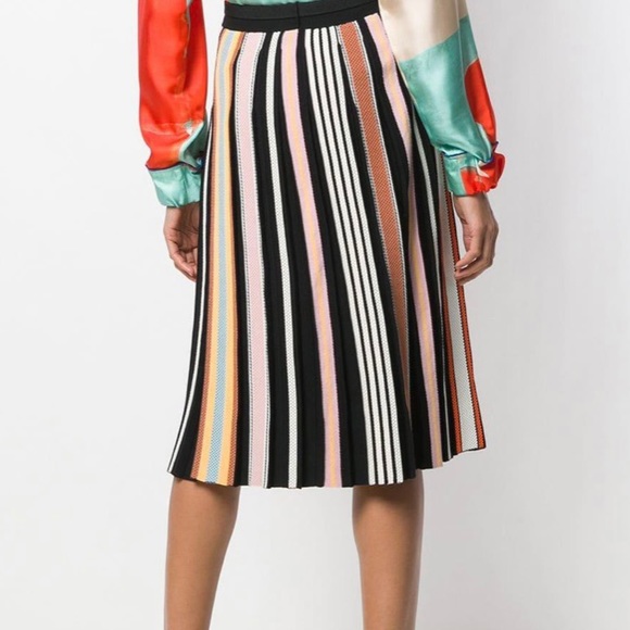 Tory Burch Dresses & Skirts - 🔺SOLD🔺TORY BURCH Sweater skirt